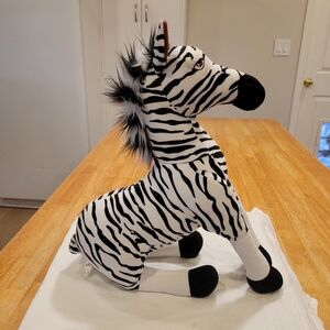 🦓NWOT~ PLUSH ZEBRA STUFFED ANIMAL- DISNEY STORE
